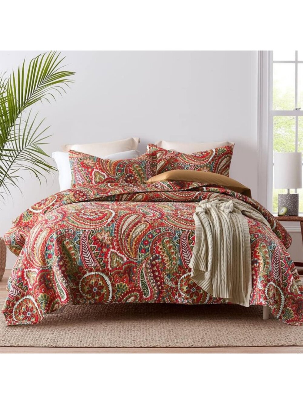 Lightweight Reversible King Size Paisley Quilt Set with 2 Shams - All Season
